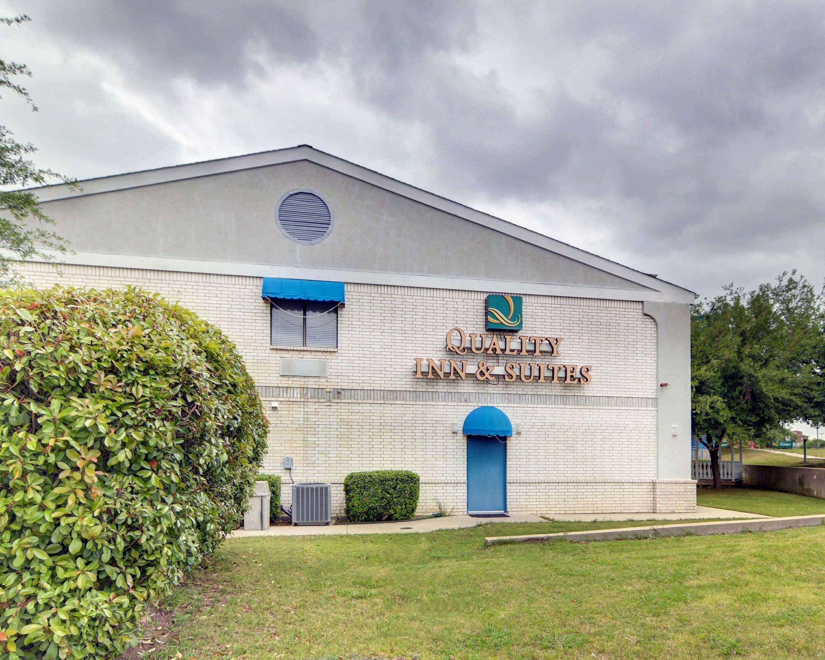 Quality Inn & Suites Grand Prairie Eksteriør billede