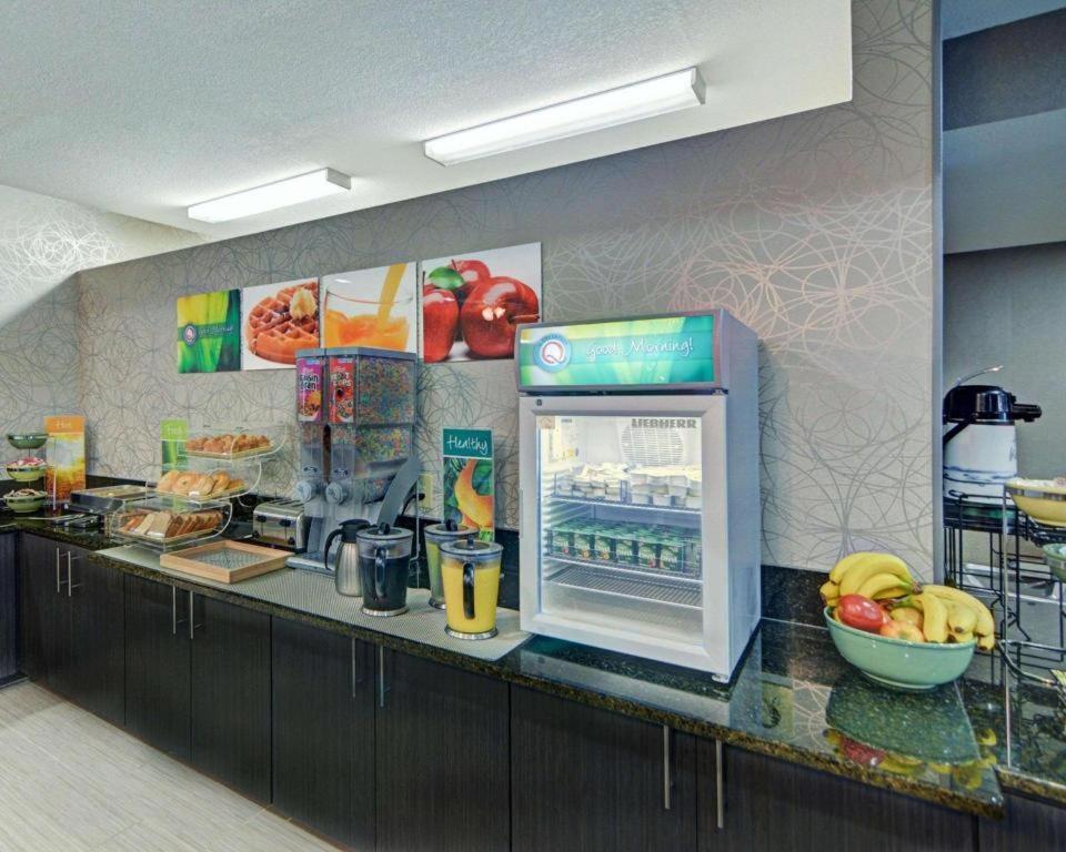 Quality Inn & Suites Grand Prairie Eksteriør billede