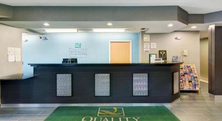Quality Inn & Suites Grand Prairie Eksteriør billede