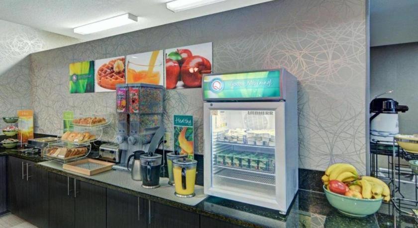 Quality Inn & Suites Grand Prairie Eksteriør billede