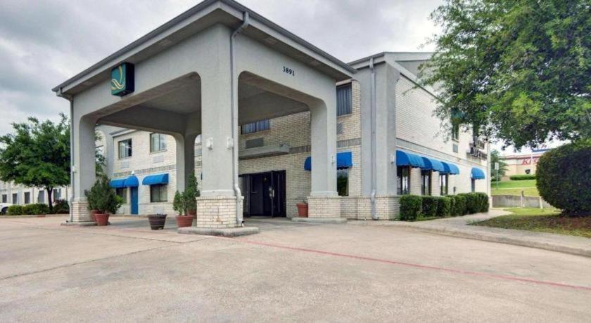 Quality Inn & Suites Grand Prairie Eksteriør billede